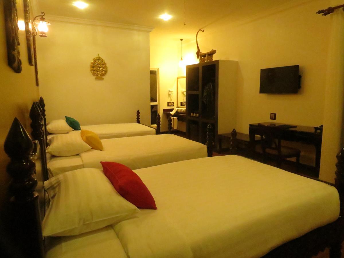 Beyond Yangon Inn Siem Reap Exteriör bild