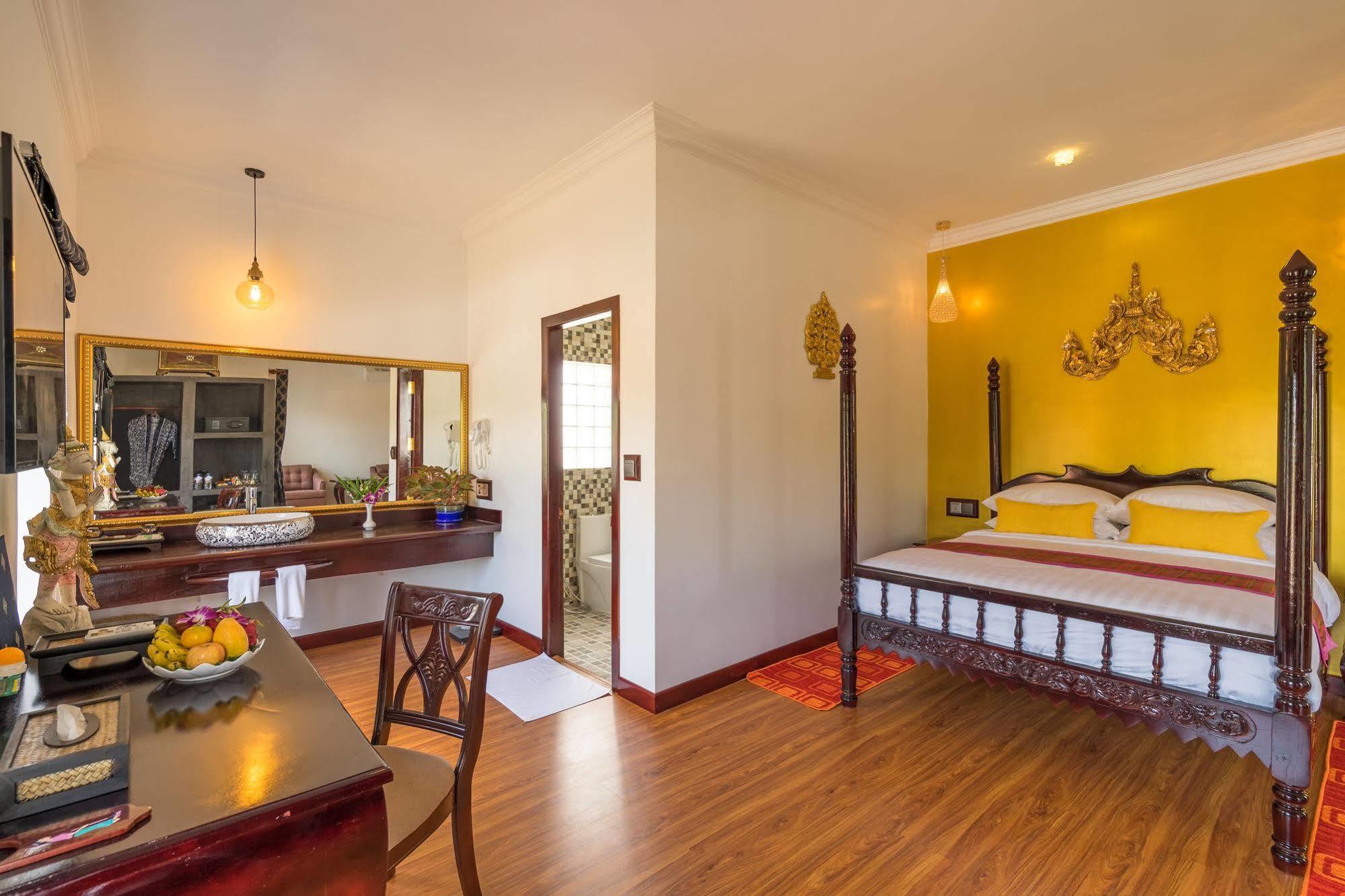 Beyond Yangon Inn Siem Reap Exteriör bild