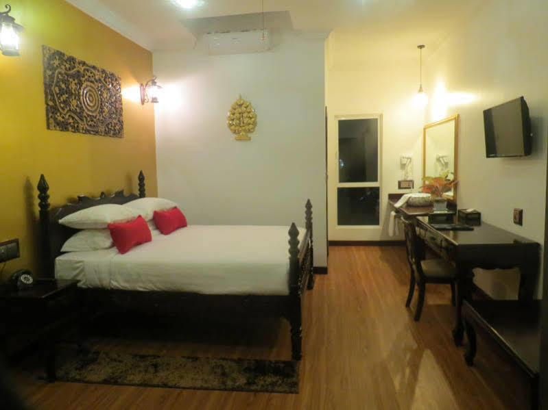 Beyond Yangon Inn Siem Reap Exteriör bild