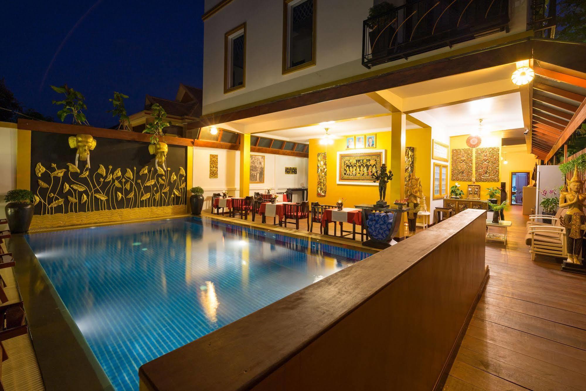 Beyond Yangon Inn Siem Reap Exteriör bild
